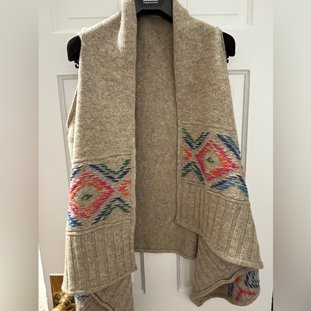 Unique Alpaca Vest 100% wool